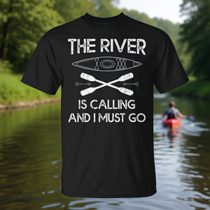 T-shirt de kayak avec rembourrage - Le fleuve m'appelle et je dois y aller - Pour les passionnés de sports nautiques - Product Image 3