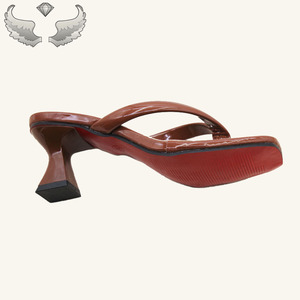 Sandales à talons hauts pour femmes, légères et élégantes, avec bride de cheville, idéales pour l'extérieur - Product Image 6