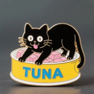 Broche <span class=keywords><strong>de</strong></span> metal fundido a presión y galvanizado con diseño <span class=keywords><strong>de</strong></span> animal lindo, estilo Kawaii, color negro, para mochila, con temática <span class=keywords><strong>de</strong></span> lata <span class=keywords><strong>de</strong></span> atún - Product Image 3
