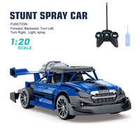 Pulvérisation radiocommandée cascade dérive course spray télécommande jouet voiture 2.4g 1:20 rc cascadeur voiture avec lumière et pulvérisation