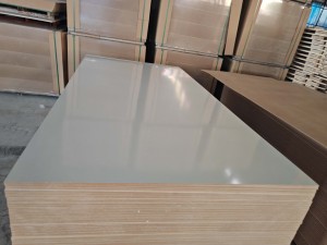 Panneau MDF <span class=keywords><strong>mélaminé</strong></span> <span class=keywords><strong>blanc</strong></span> brillant 6,5 mm, moderne, résistant à l'humidité, E1/E2, pour meubles et hôtels - Product Image 4