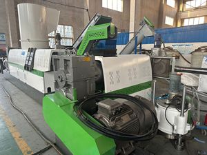 Máquina compactadora de doble etapa para PP PE BOPP Reciclaje de película <span class=keywords><strong>HDPE</strong></span> <span class=keywords><strong>LDPE</strong></span> Granulador - Product Image 3