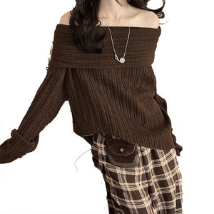 Pull décontracté à col bateau en peluche, style décontracté, polyvalent, pull pour femmes, personnalisable, haut pour femmes - Product Image 4