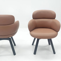 Chaise de salle à manger pivotante ergonomique de luxe en cuir véritable avec pieds en bois de frêne massif, fauteuil rotatif pour hôtel, restaurant, maison