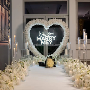 Arco Floreale a Forma di Cuore Fatto a Mano con Supporto, Sfondo di Rose Artificiali in Seta per Decorazioni di Matrimoni, San Valentino e Festa della Mamma - Product Image 2