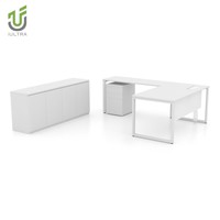 Bureau de direction IULTRA durable, moderne et luxueux en forme de L, table de bureau pour PDG avec des caractéristiques résistantes à l'eau et écologiques, style unique
