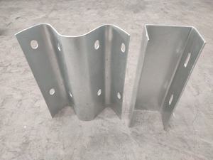 Guardrail Stradale in Acciaio Zincato a Profilo W di Alta Qualità Personalizzato per Barriera di Sicurezza Stradale - Product Image 2