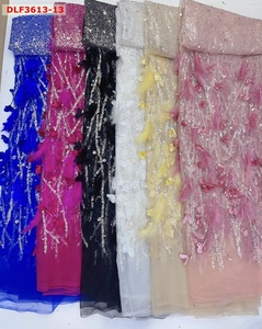 Nuovo tessuto di pizzo Tulle con paillettes e perline tessuto di pizzo piuma pizzo per fare il vestito - Product Image 2