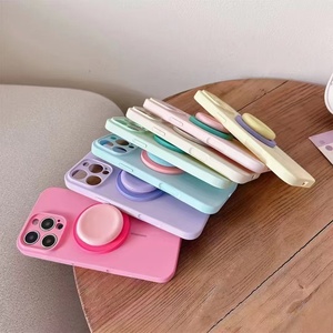 <span class=keywords><strong>Cover</strong></span> in <span class=keywords><strong>Silicone</strong></span> di Alta Qualità con Supporto per Ricarica Wireless e Stand per <span class=keywords><strong>iPhone</strong></span> <span class=keywords><strong>13</strong></span> 14 15 16 17 Plus <span class=keywords><strong>Pro</strong></span> <span class=keywords><strong>Max</strong></span> - Product Image 5