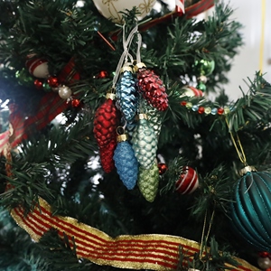 Wholesale Factory Glass-blown <b>Pinecone</b> Shaped Custom Colour Christmas Glass Hanging Ornaments - Product Image 5