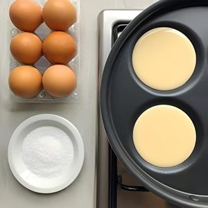 Padella per pancake da 24 cm antiaderente con 4 fori per una cottura uniforme - Product Image 6