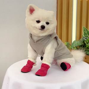 OEM ODM Chaussures pour <span class=keywords><strong>chien</strong></span> Couvre-pied moderne en velours rembourré et doux antidérapant et chaud Chaussures pour chiot ne pouvant pas tomber - Product Image 5