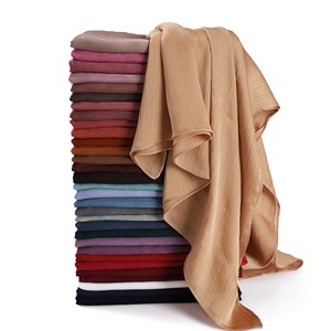 Nouveau Design Vente en Gros Hijab Musulman en Crêpe de Soie Plissé pour Femmes Musulmanes, Écharpes Ethniques Ondulées et Châles - Product Image 6