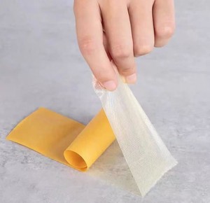Cinta de malla de doble cara para alfombra de exposición de bodas Cinta adhesiva a base de tela resistente y rasgable a mano en <span class=keywords><strong>ambos</strong></span> <span class=keywords><strong>lados</strong></span> - Product Image 3