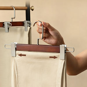 <span class=keywords><strong>Cintre</strong></span> de luxe en noyer foncé, robuste, <span class=keywords><strong>anti</strong></span>-marques, avec pinces métalliques réglables pour magasins, hôtels et blanchisseries - Product Image 3