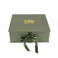 Grande boîte personnalisée avec logo doré Emballage de luxe Boîte pliante pour cadeau de mariage Boîte cadeau magnétique pliante de luxe