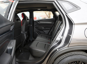 Changan X5 Plus 2026 <span class=keywords><strong>Mini</strong></span> SUV <span class=keywords><strong>1</strong></span>.<span class=keywords><strong>5T</strong></span> Turbo essence moteur à essence boîte de vitesses automatique lumière intérieur sièges en cuir voiture neuve - Product Image 4