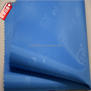 En stock: Tela de tafetán impermeable 190-210T/300T en <span class=keywords><strong>blanco</strong></span> y negro para paraguas y gabardinas, tela de forro jacquard a cuadros a prueba de plumas, directo de fábrica. - Product Image 6