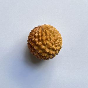 ลูกบอลนวดไม้ไซเปรสธรรมชาติสำหรับบริหารมือ ขายส่ง - Product Image 2