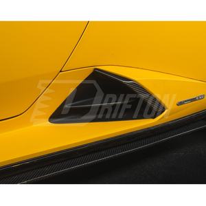 Rejillas de ventilación laterales de fibra de carbono para Lamborghini Huracan EVO - Product Image 2