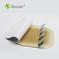 Mousse hydrocolloïde de résistance bactérienne habillant le support de mousse de polyuréthane pour empêcher des bactéries et des virus d'envahir la blessure