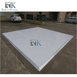 Piste de danse blanche brillante pour événements extérieurs, idéale pour les mariages, en vente – Meilleures ventes - Product Image 2