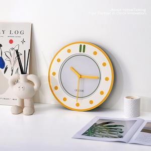 かわいいレモンイエロークリームリビングルーム壁時計ソフト吊りオリジナルニッチホリデーギフト飾りシングルフェイスパーソナリティウォッチ - Product Image 4