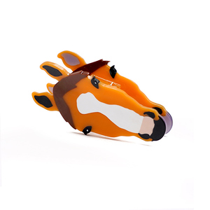 Pinza de Pelo con Forma de Cabeza de Caballo 3D Realista, de Acetato, con Acabado Brillante y Dientes Antideslizantes, Unisex - Product Image 3