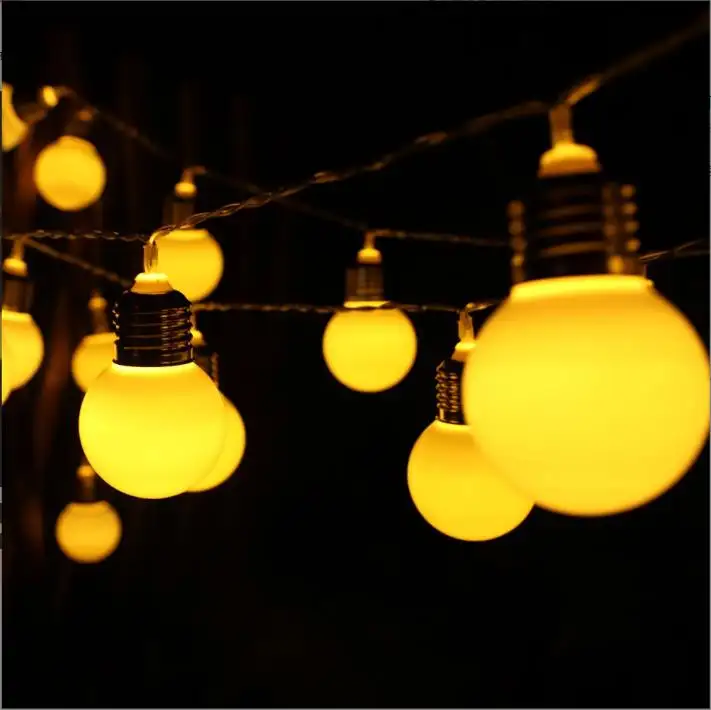 Hot selling LED small ball string light for outdoor wedding festival decoration 5cm large ball flashing light string