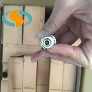 FR5KPP332S شراء جزء المحرك أداء شمعة إشعال 06H905611 لفولكس فاجن شمعة إشعال A4 Q3 A8 A6 A5 - Product Image 4