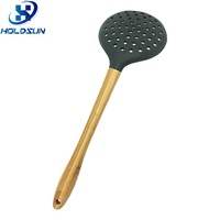 Écumoire de cuisine en silicone de qualité alimentaire, résistante à la chaleur, écologique, avec logo personnalisable et manche en bois, pour la cuisine à domicile