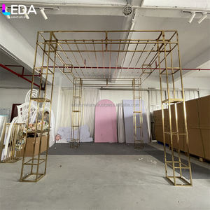Leda Chuppah สแตนเลสสตีลสีทองฉากหลังที่เปลี่ยนรูปได้ทำจากโลหะสำหรับตกแต่งงานแต่งงาน - Product Image 3