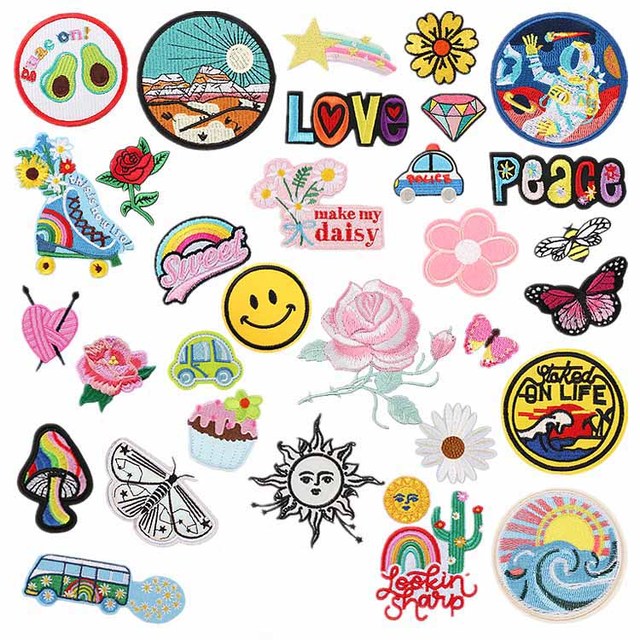 Many Designs Embroidered Patches Iron-On Felt Fabric Hat Patches for Clothing Wholesale Garment Accessories Sew Embroidery