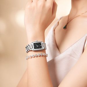 Relojes de Cuarzo Elegantes para Mujer, con Caja Tonneau de 32 mm, de Acero Inoxidable Sólido 316L de Alta Calidad, con Logotipo Personalizado OEM ODM de Fábrica - Product Image 3