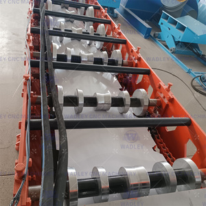 Machine de formage à froid sur mesure pour la fabrication de capuchons de toiture en zinc, ligne de production de capuchons de toiture - Product Image 3