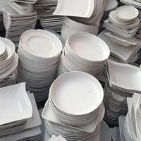 Vaisselle en céramique blanche en gros de Chaozhou, assortiment en tonnes, assiettes et plats variés