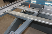 Scie à panneaux verticale de précision de haute qualité pour la coupe du bois, scie à table coulissante à 45 degrés avec moteur de 5,5 kW pour le travail du bois