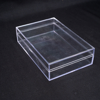 Petite boîte de présentation cadeau rectangulaire en plastique PS transparent couvercle portable recyclable caractéristique aseptique pour stockage maquillage usage industriel