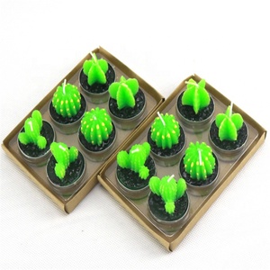 Petites bougies en cire de soja en forme de robe de mariée avec logo personnalisé pour les fêtes de Diwali et du Ramadan, décoration de la maison - Product Image 1