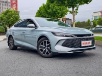 BYD Qin L 2025 DM-i Интеллектуальная версия с автопилотом, расширенная модель 80KM