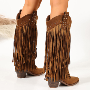 Stivali da donna in finta pelle scamosciata con frange, stivali alti al ginocchio stile cowboy, punta quadrata, tacco largo, rivetti decorativi, stile boho western, stivali alti da vacanza. - Product Image 3