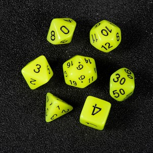 Juego <span class=keywords><strong>de</strong></span> Dados Clásicos Amarillo Limón para Dungeons and Dragons, con Numeración Negra Intensa para Juegos <span class=keywords><strong>de</strong></span> Rol Pathfinder, 7 Piezas, Pro Hub Art - Product Image 2