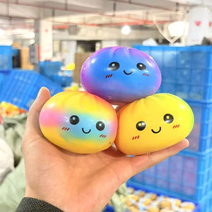 ของเล่นกล่องสุ่มบาวซีหลากสี บีบแล้วคืนรูปช้าๆ ของเล่นบีบคลายเครียดสำหรับเด็ก ของตกแต่งวันเกิดและคริสต์มาส - Product Image 3