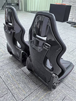 Sièges de voiture en fibre de carbone légers, sièges de piste en cuir rouge, sièges de voiture électriques entièrement automatiques pour Ferrari 458