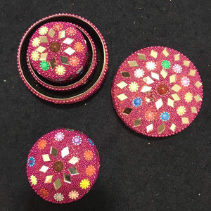 Fait main Lac & Miroir Boîtes À Pilules Set-3 rose - Product Image 1