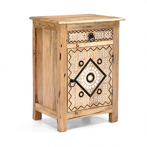 Mesa Auxiliar de Madera Tallada Estilo Bohemio - Mesita de Noche Rústica de Madera Maciza con Patrones Étnicos - Muebles de Dormitorio de Estilo Moderno con 2 Cajones para Escuela - Product Image 1