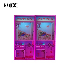 เครื่องคีบตุ๊กตาแบบกึ่งอัตโนมัติ รุ่น Pul Multiplayer Bravo Spanish Blocks สำหรับหยิบจับของเล่นจากโทรศัพท์มือถือ พร้อมหัวดูดแบบกรงเล็บ Kuromi - Product Image 5
