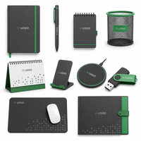 Ensemble Cadeau d'Entreprise Personnalisé avec Logo Imprimé en Sérigraphie : Sac à Dos, Polo, Bouteille d'Eau, Carnet – Idéal pour les Expositions