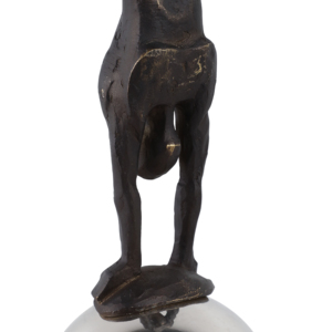 Scultura Figura in Posizione Verticale su Sfera, Pezzo d'Arte per Arredamento Casa, Soggiorno, Scaffale, Ufficio - Product Image 5