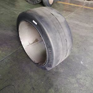 Presse anti-usure à chargement élevé sur pneu solide 22x10x16 pneu solide en caoutchouc naturel avec certification <span class=keywords><strong>CE</strong></span> - Product Image 3
